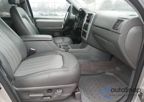 2002 Mercury Mountaineer из США, поврежденный, VIN 4M2ZU86E02ZJ35713